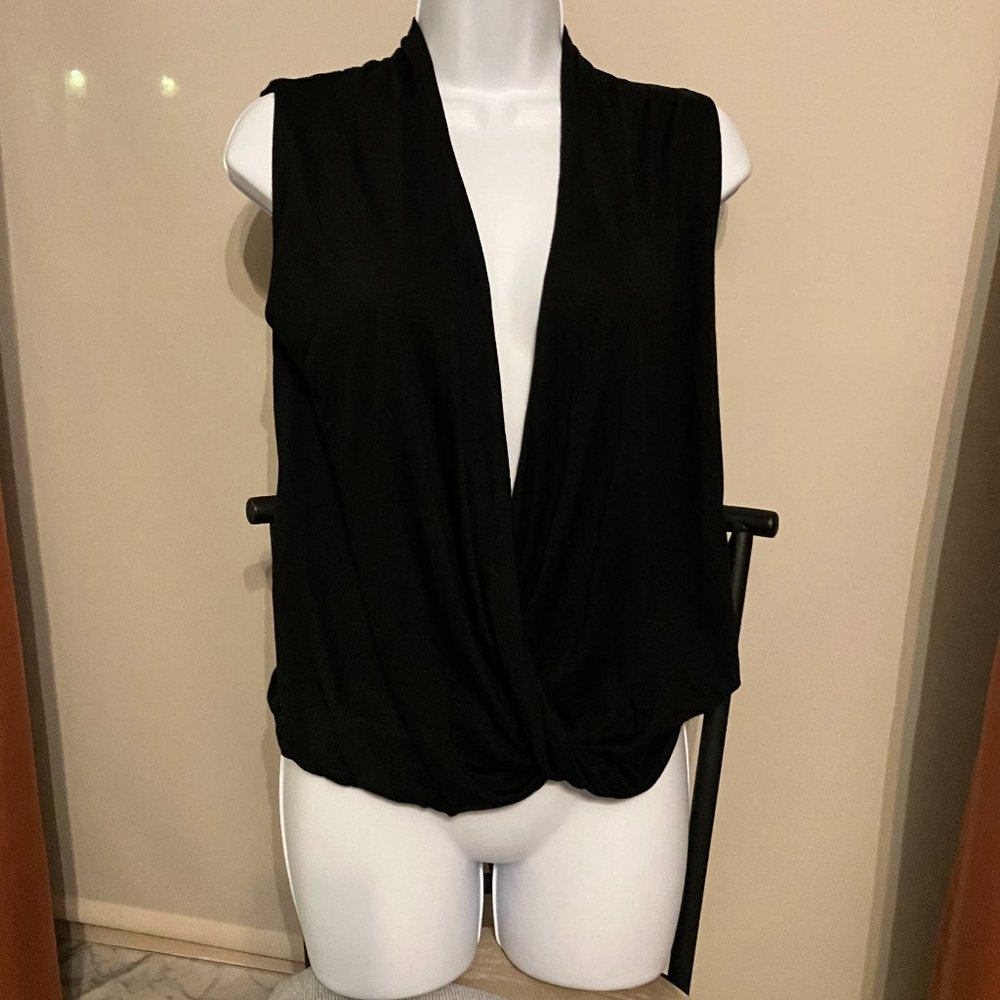 Black top from Mariposa